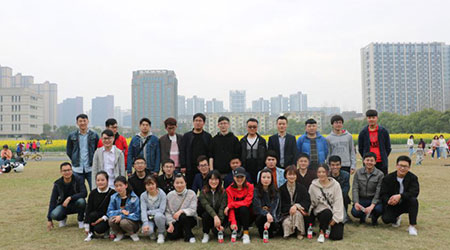 情動工商，愛滿花田