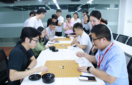 趣味運動會火熱進行中